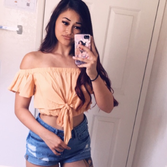 Welcome to my closet! - Picture 1 of 8